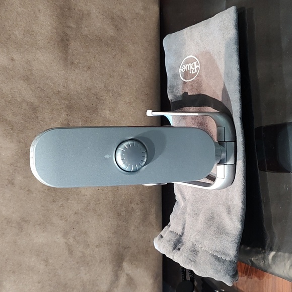 Blue Microphones - Raspberry USB Cardioid Condenser Microphone - Picture 8 of 9